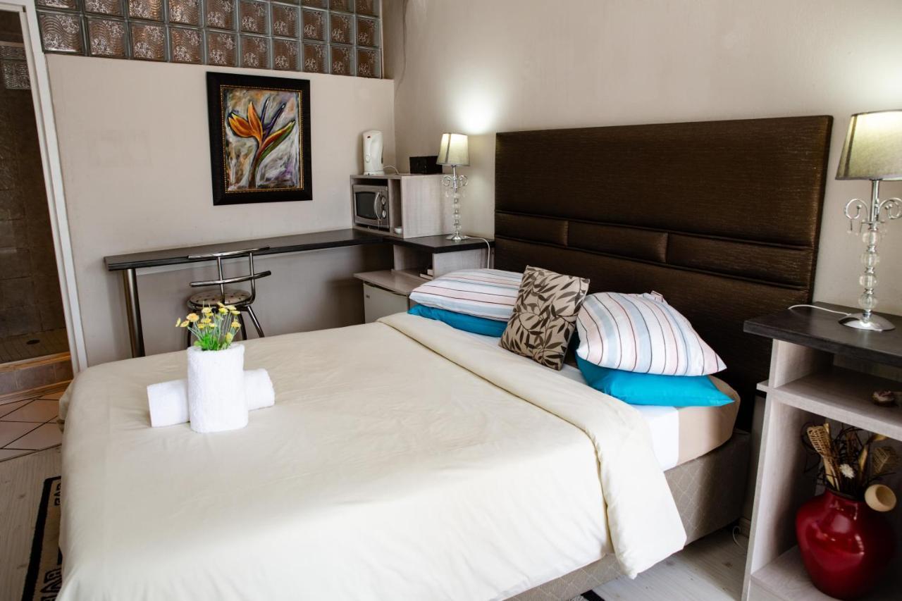 Woodpecker Guesthouse فيكسبرغ المظهر الخارجي الصورة