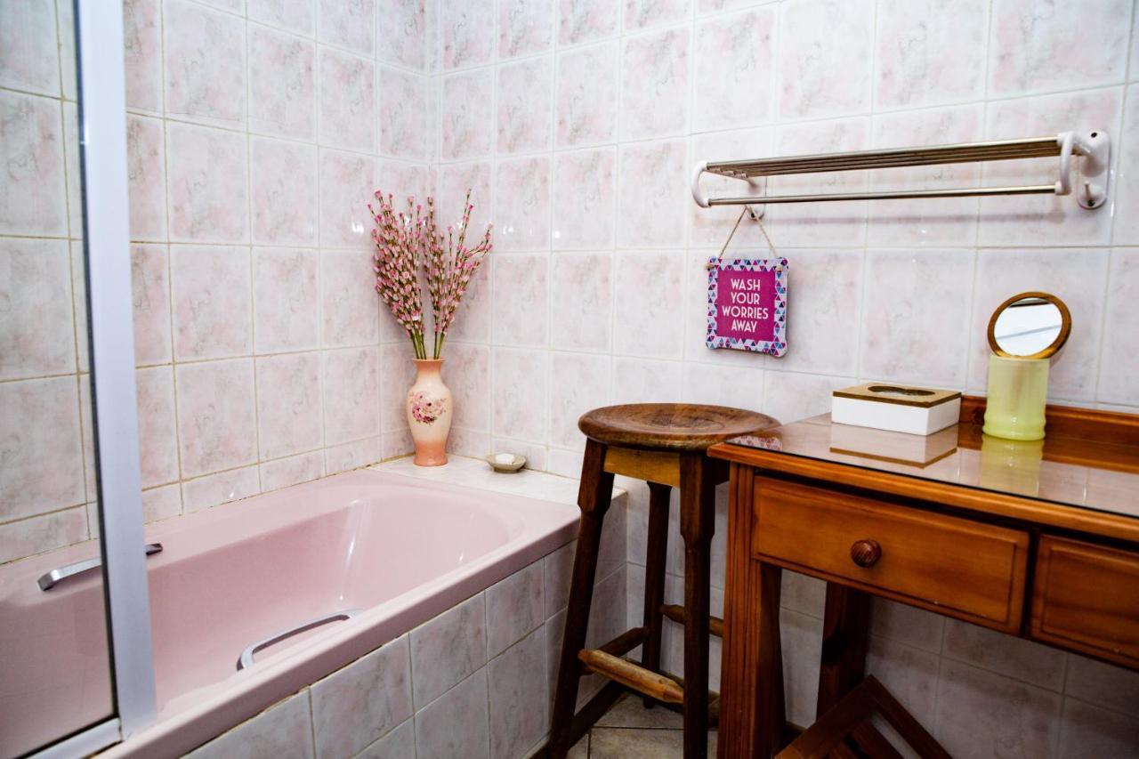 Woodpecker Guesthouse فيكسبرغ المظهر الخارجي الصورة