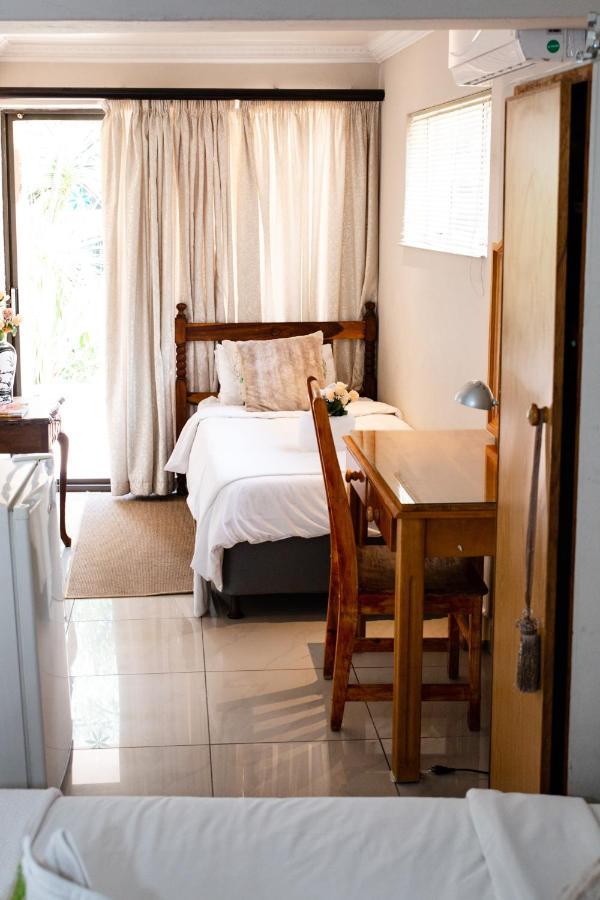 Woodpecker Guesthouse فيكسبرغ المظهر الخارجي الصورة