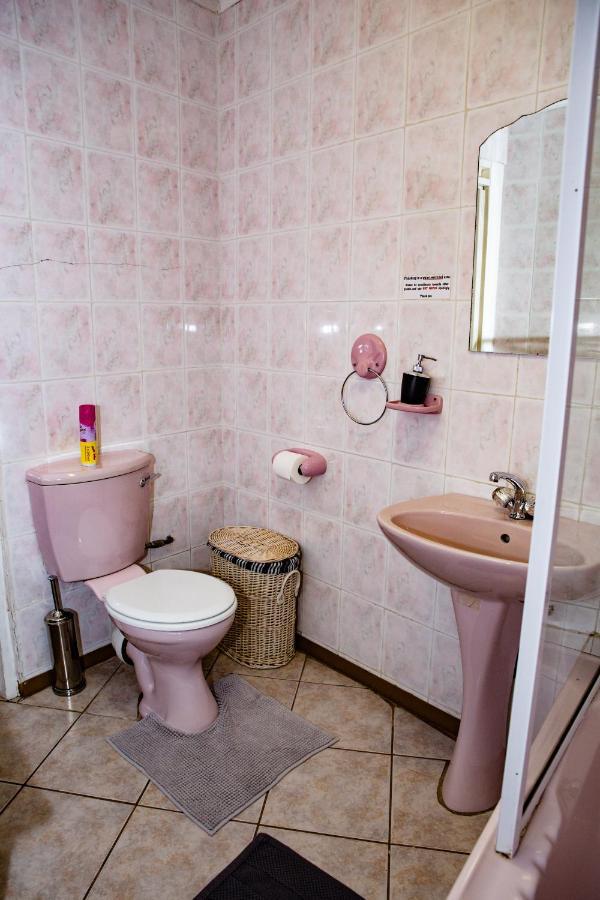 Woodpecker Guesthouse فيكسبرغ المظهر الخارجي الصورة