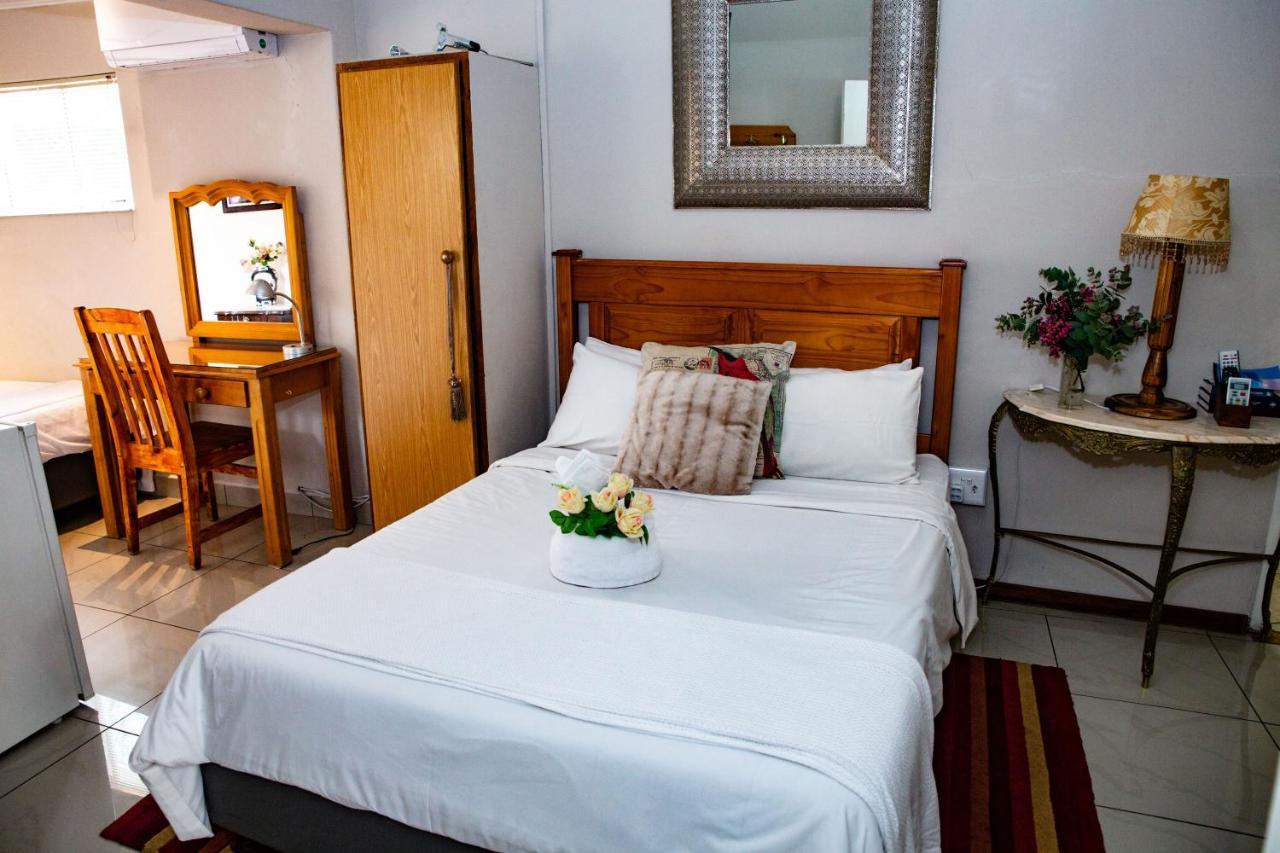 Woodpecker Guesthouse فيكسبرغ المظهر الخارجي الصورة