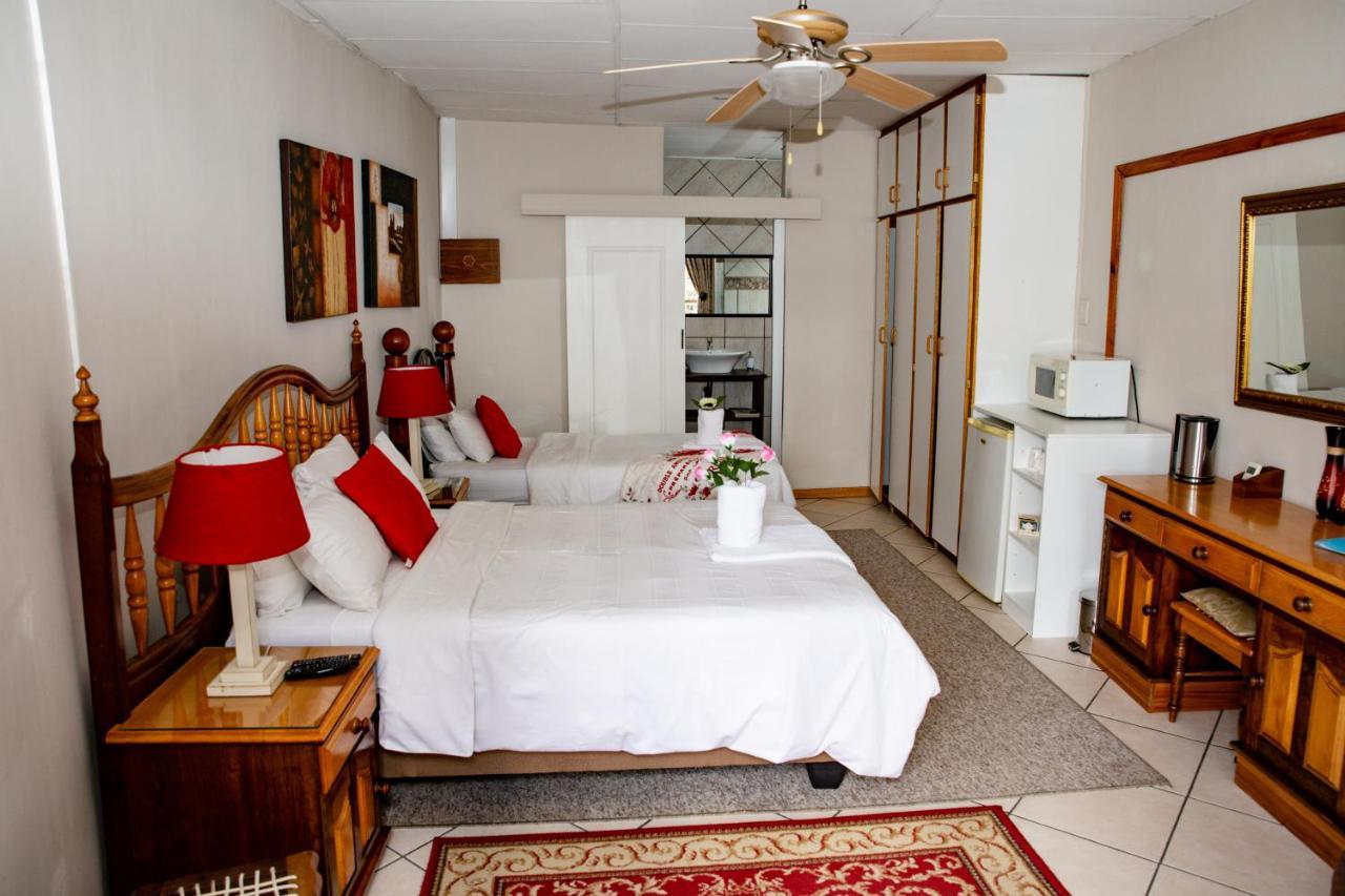 Woodpecker Guesthouse فيكسبرغ المظهر الخارجي الصورة