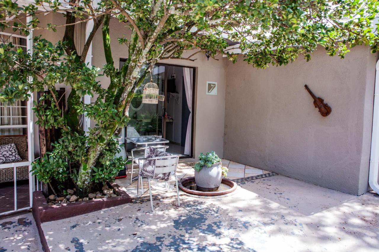 Woodpecker Guesthouse فيكسبرغ المظهر الخارجي الصورة