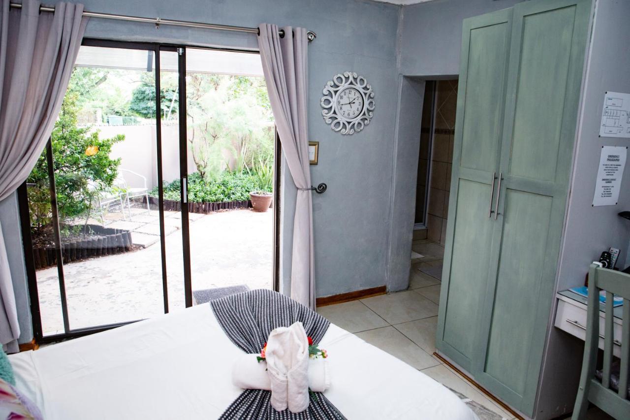 Woodpecker Guesthouse فيكسبرغ المظهر الخارجي الصورة